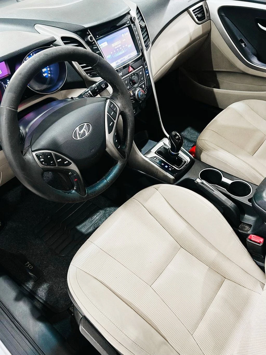 HYUNDAI I30
