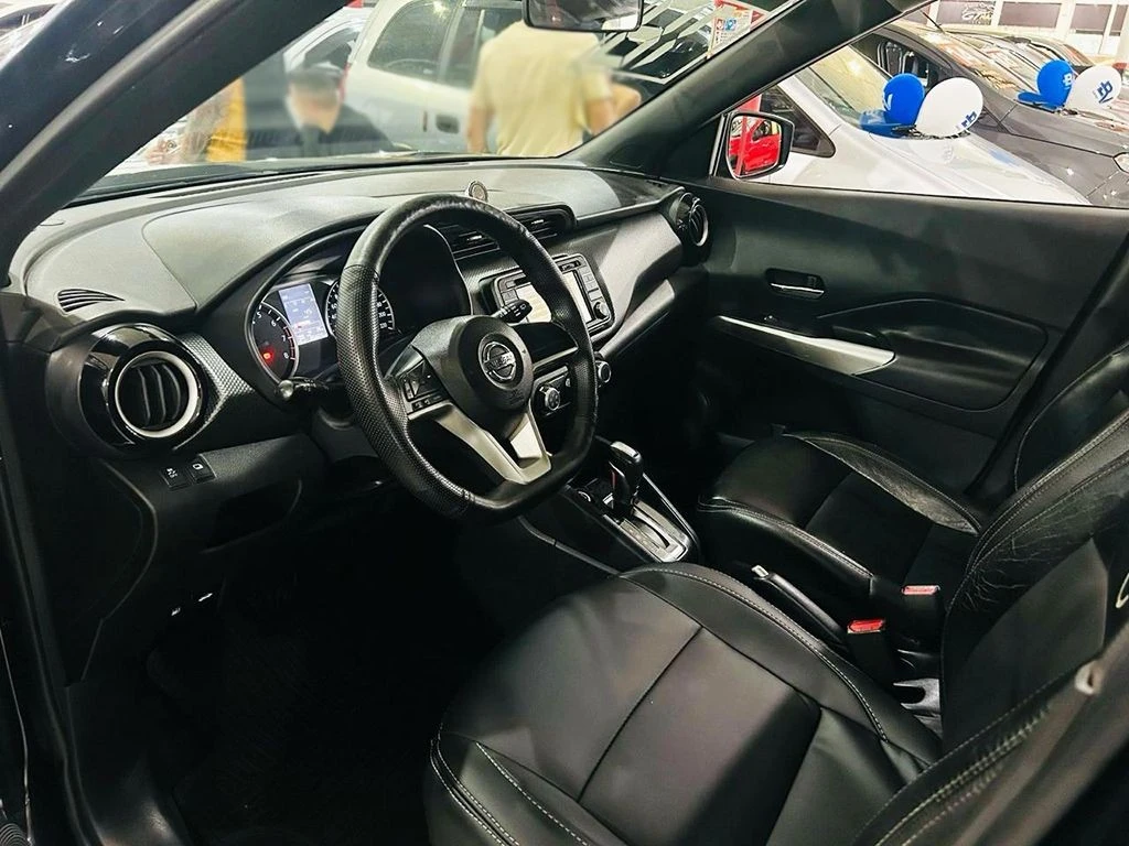 NISSAN KICKS