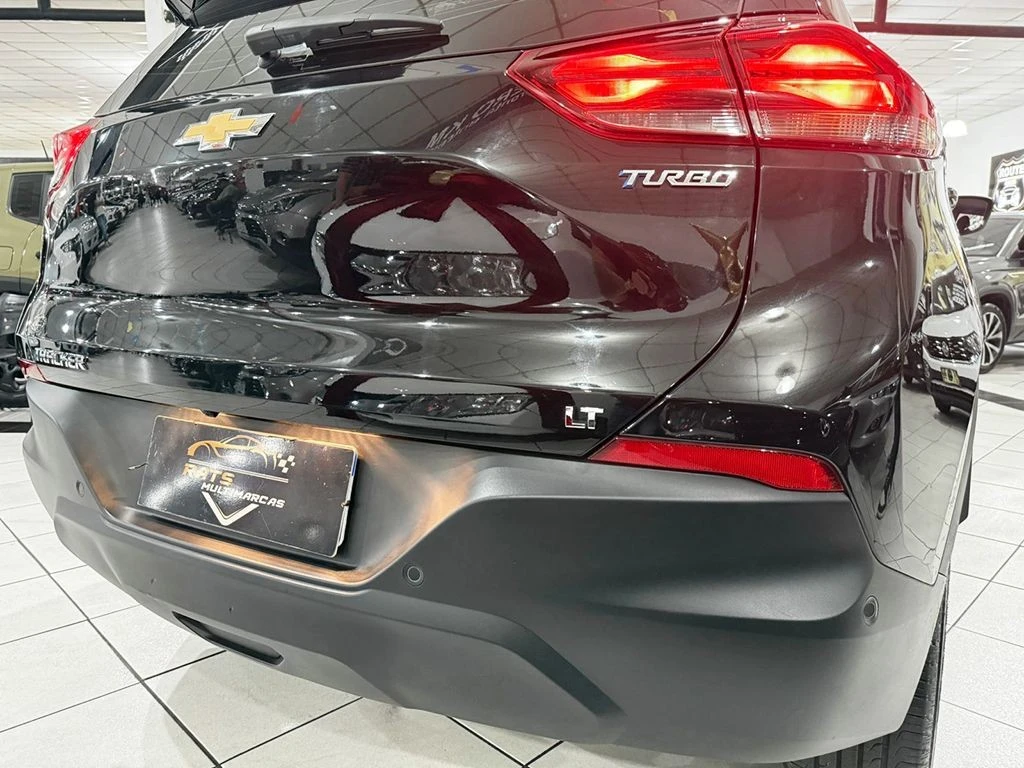 CHEVROLET TRACKER