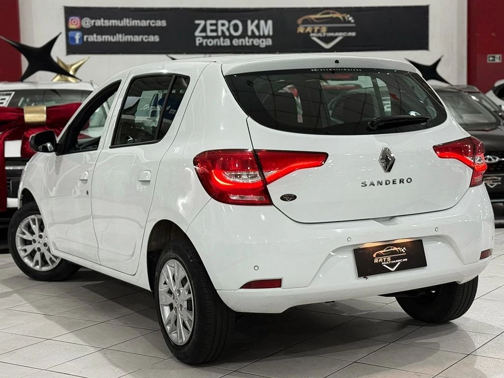 RENAULT SANDERO