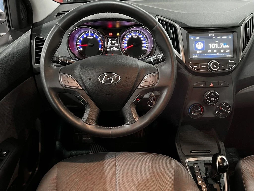 HYUNDAI HB20S
