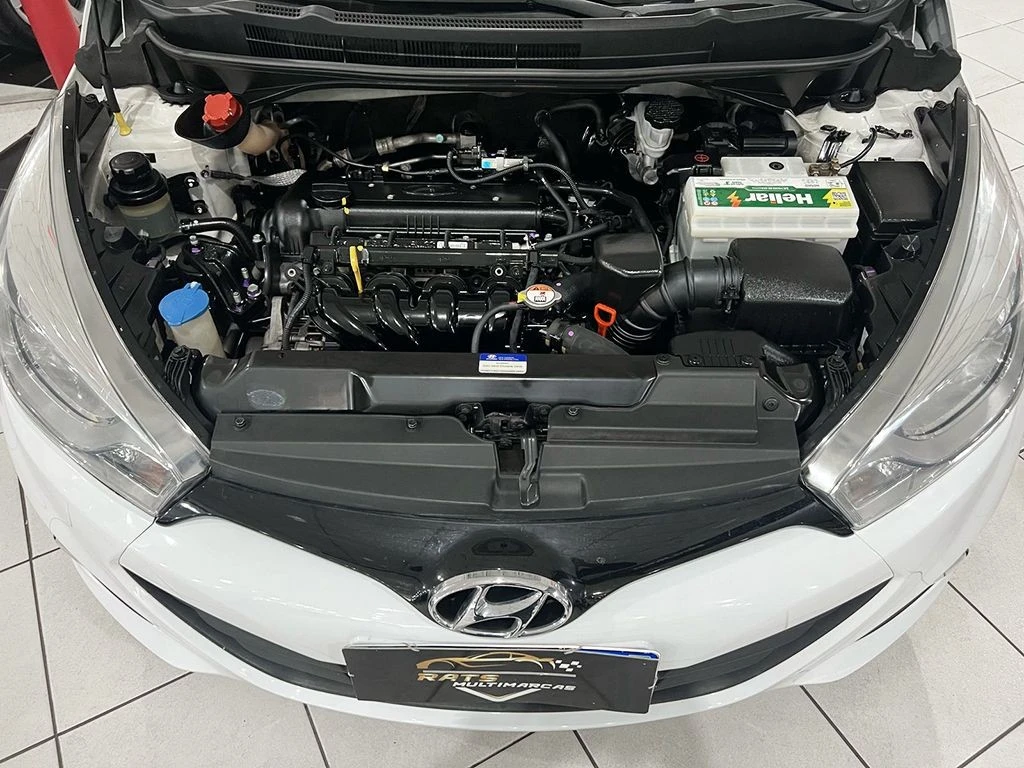HYUNDAI HB20S