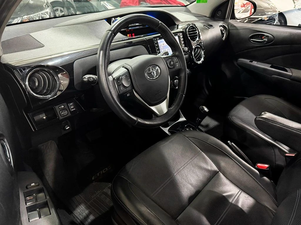 TOYOTA ETIOS
