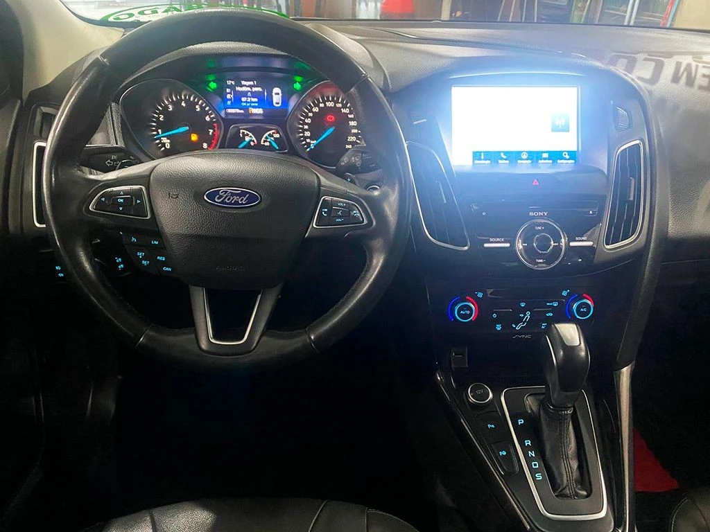FORD FOCUS