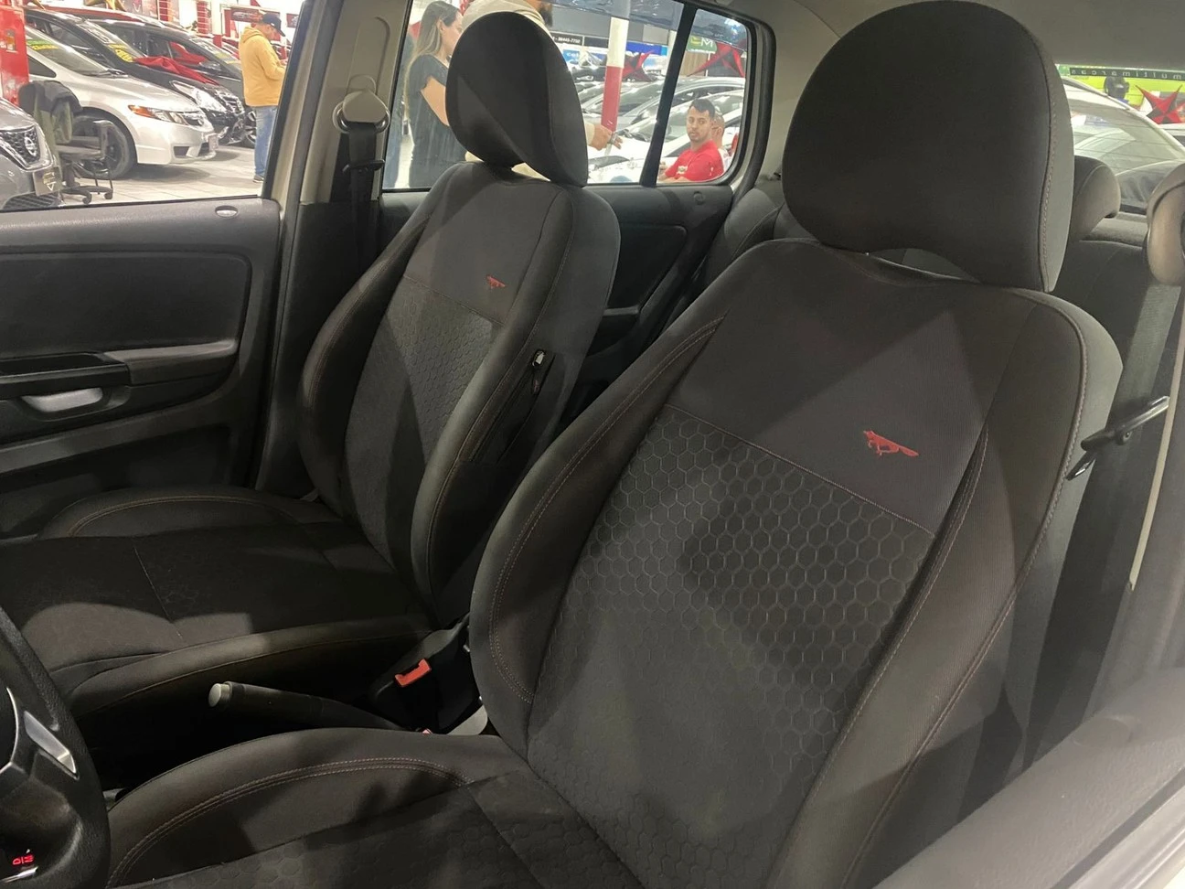 VOLKSWAGEN CROSSFOX