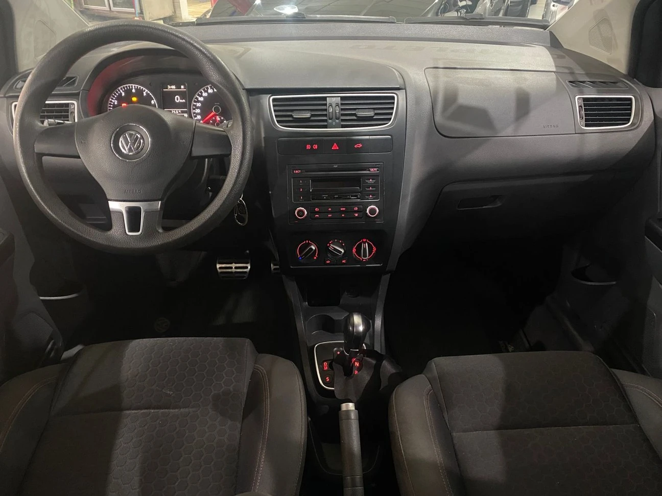VOLKSWAGEN CROSSFOX