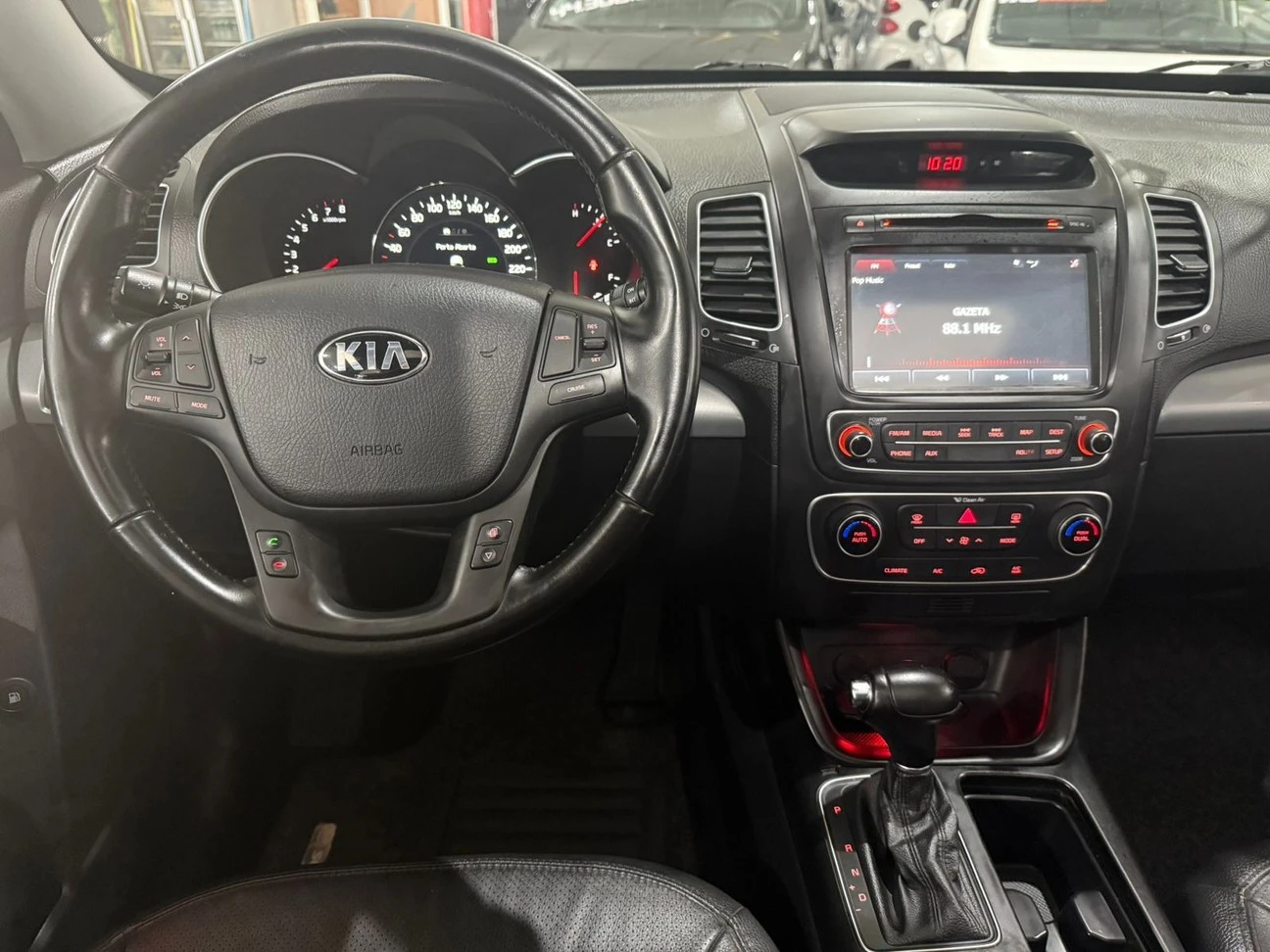 KIA SORENTO