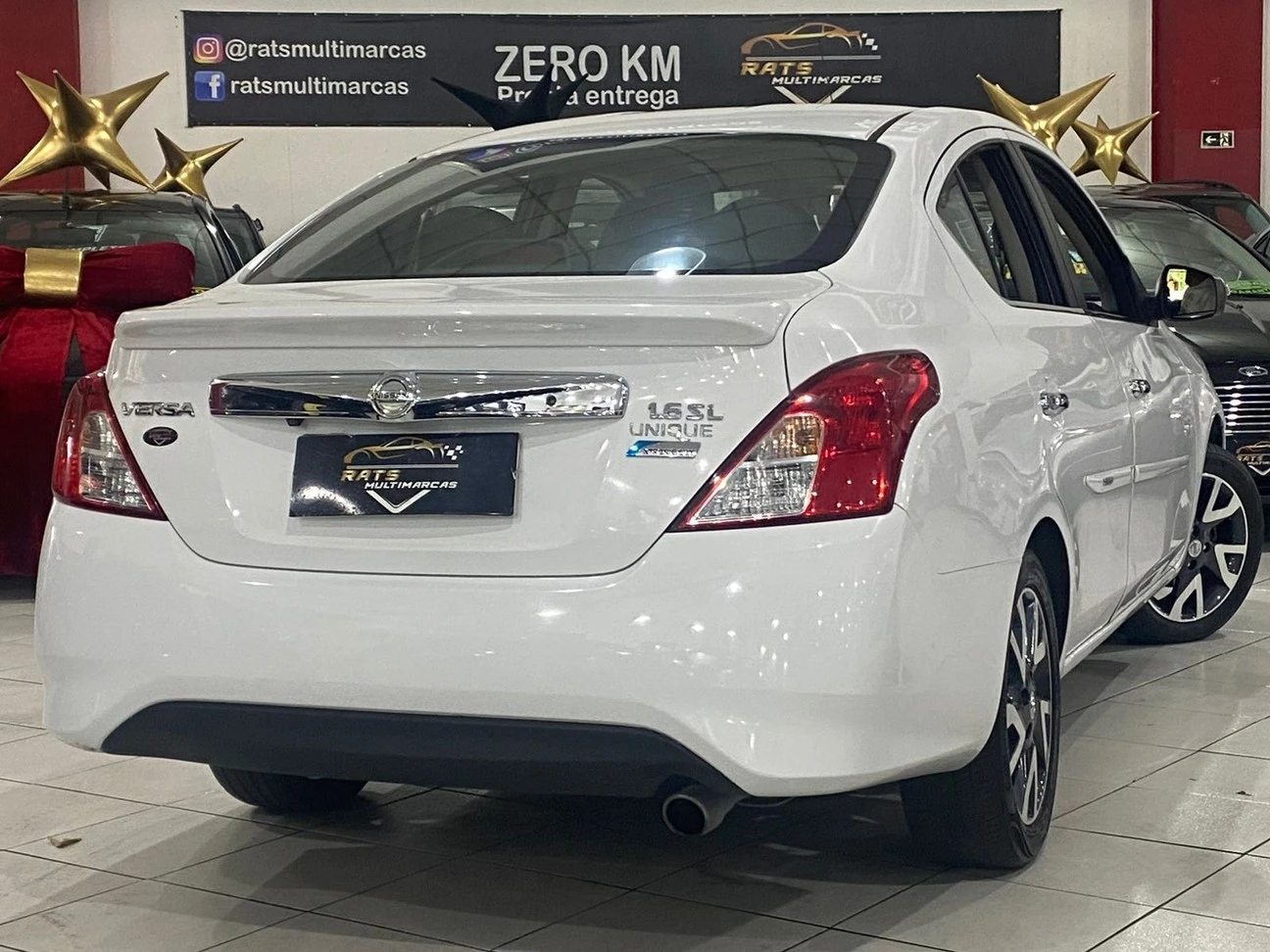 NISSAN VERSA