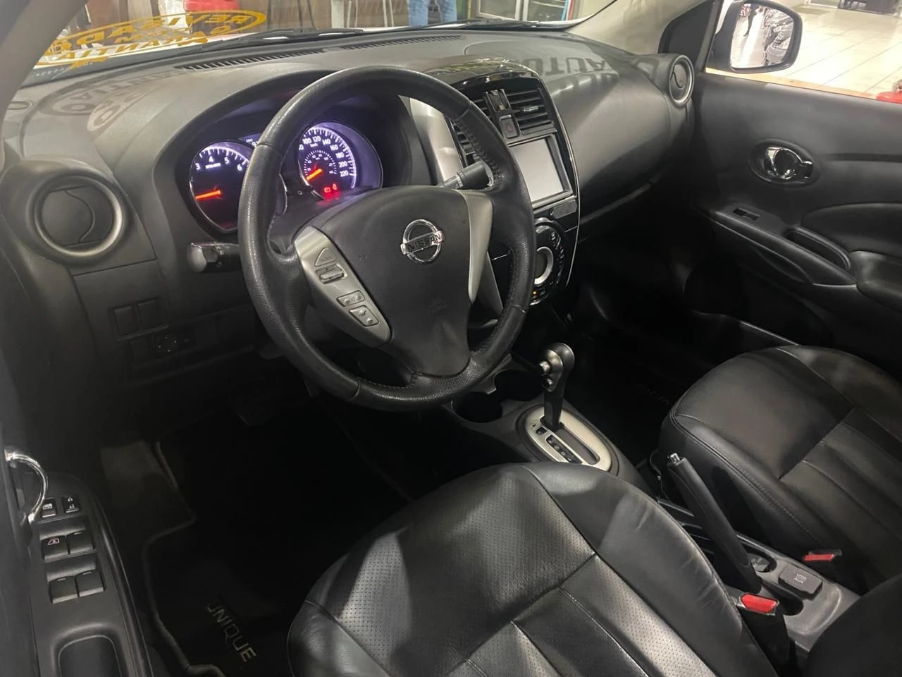 NISSAN VERSA