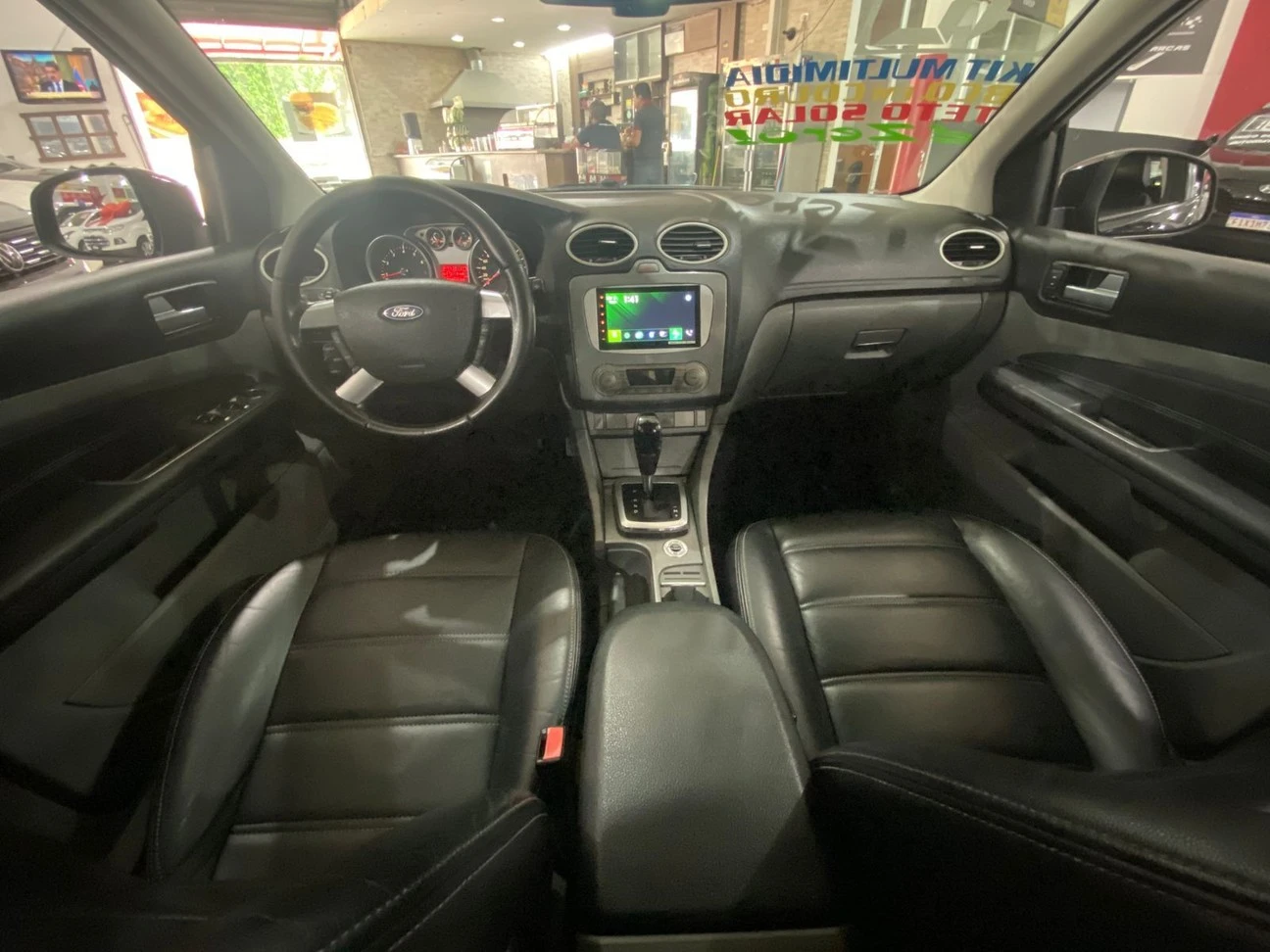 FORD FOCUS