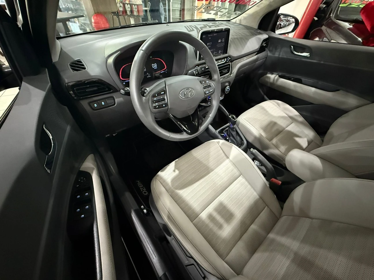 HYUNDAI HB20S