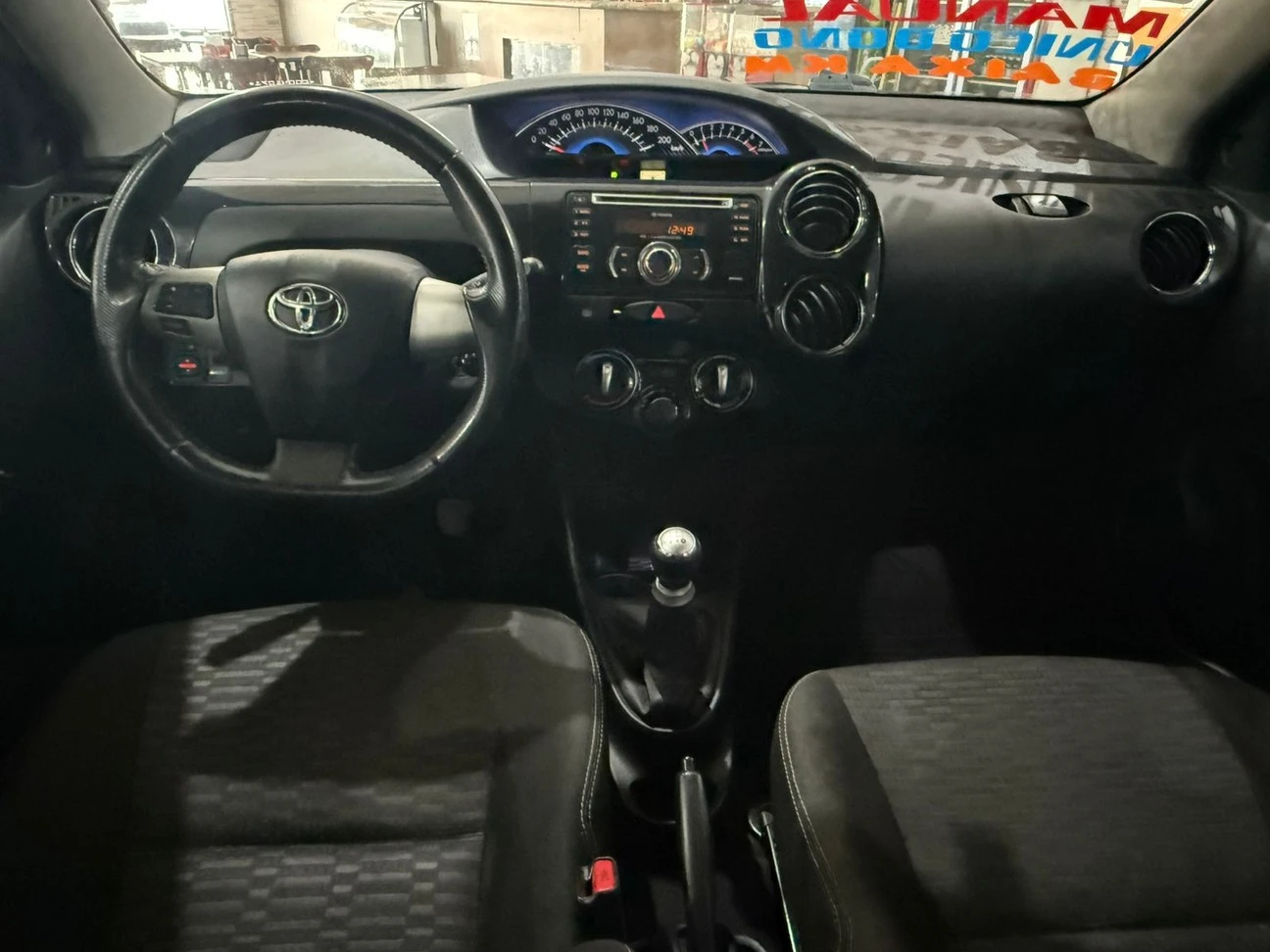 TOYOTA ETIOS CROSS