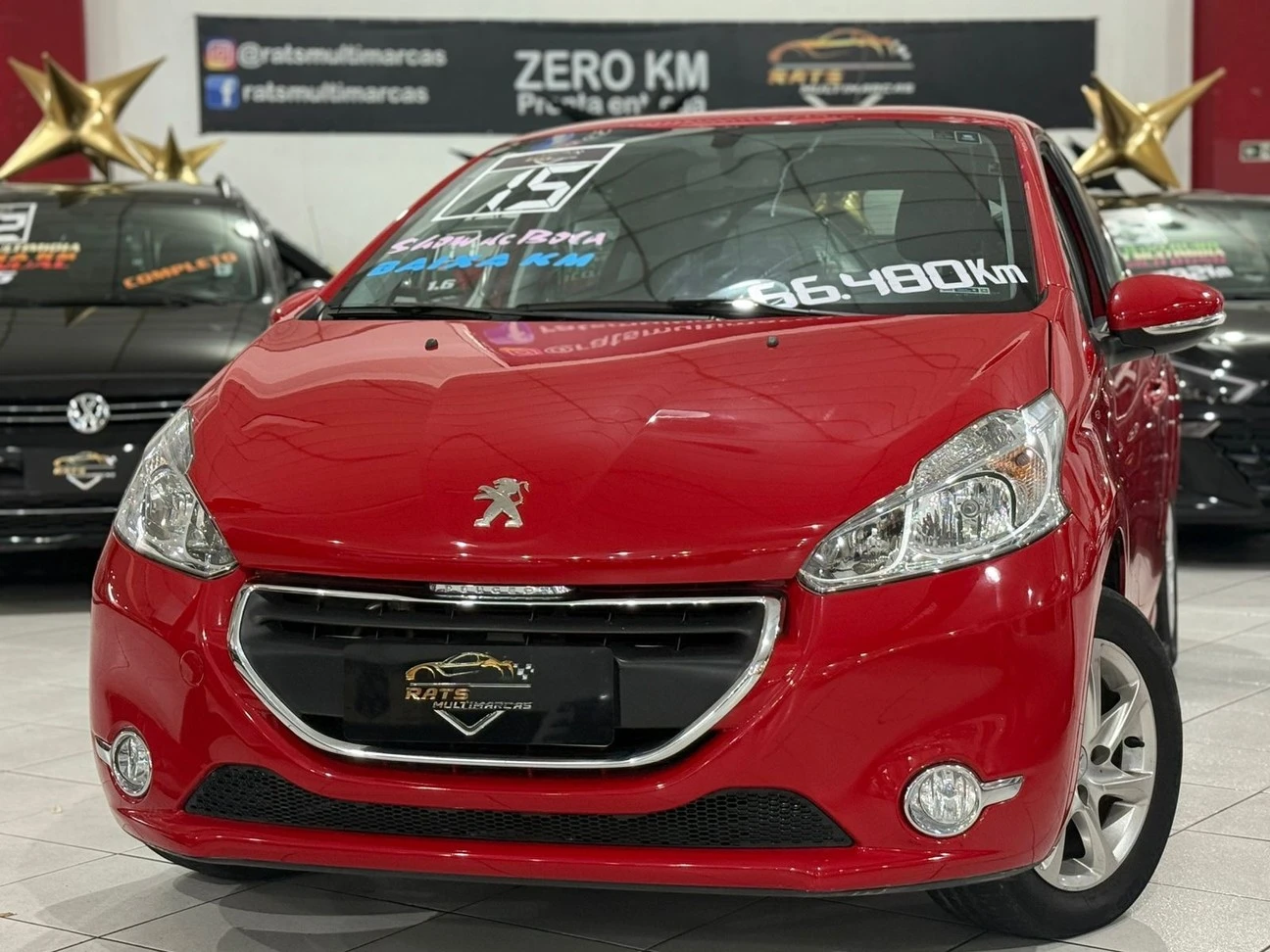 PEUGEOT 208