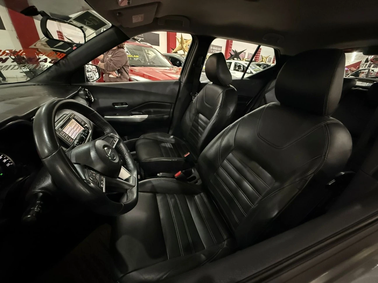 NISSAN KICKS
