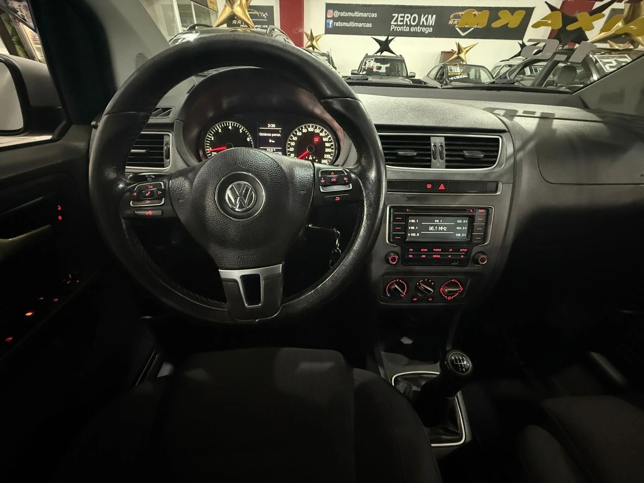 VOLKSWAGEN SPACE CROSS