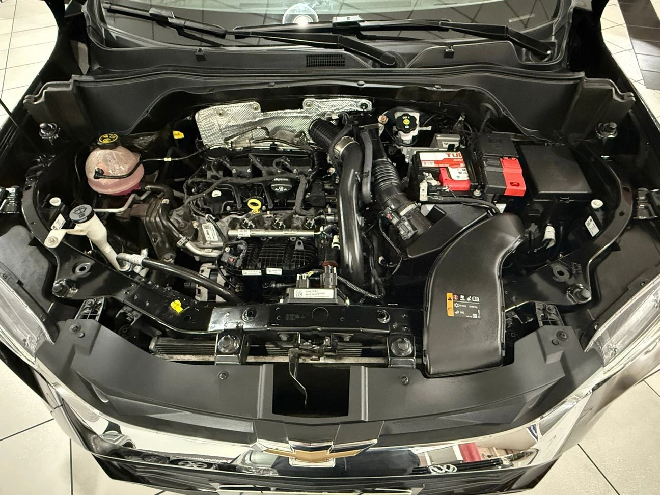 CHEVROLET TRACKER