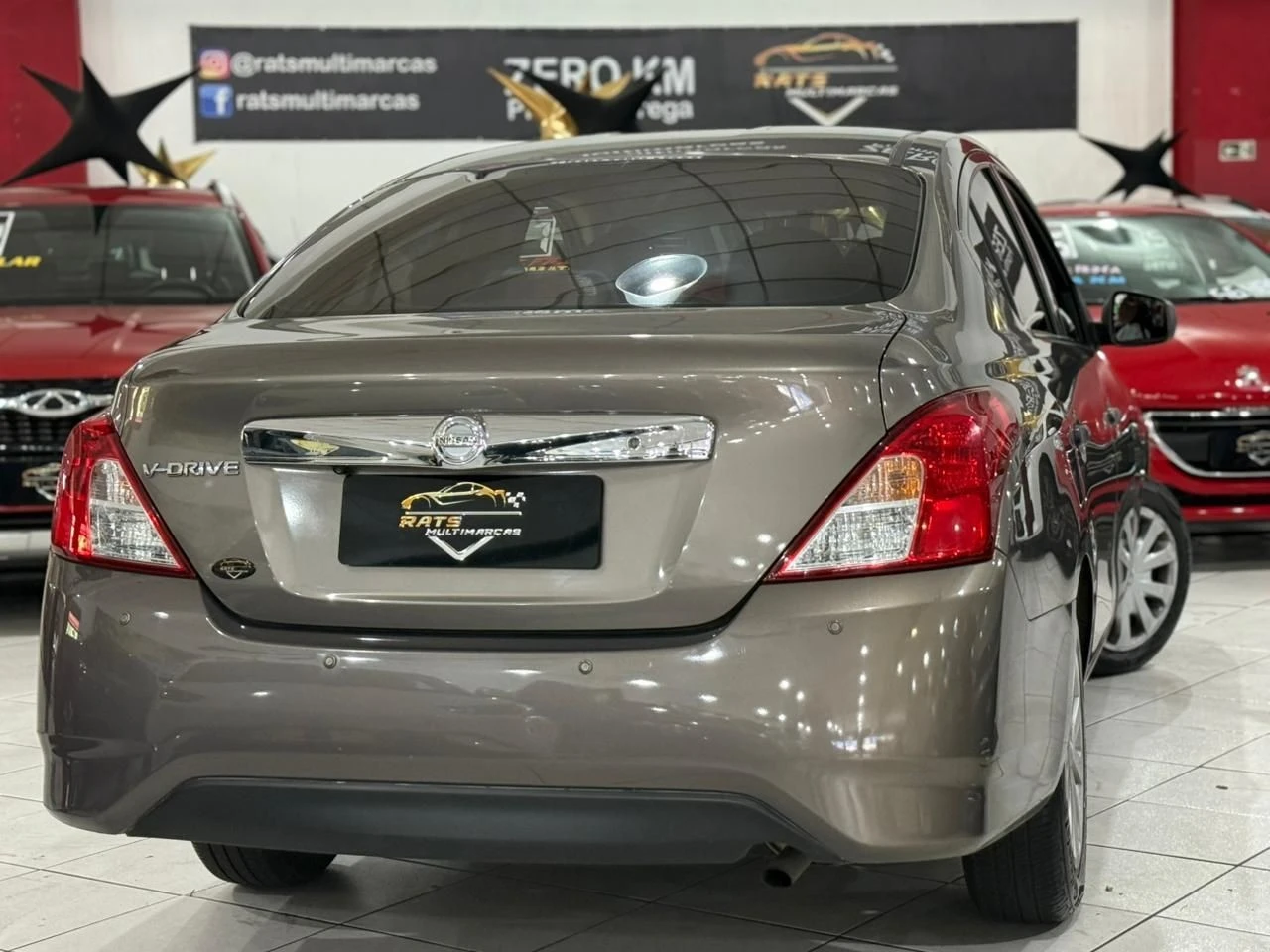 NISSAN VERSA