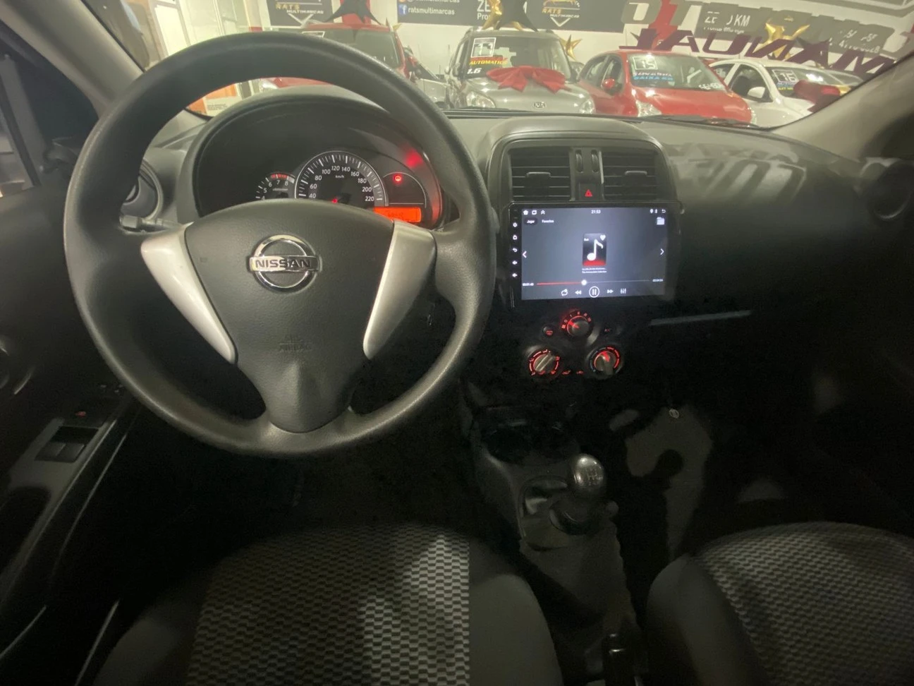 NISSAN VERSA