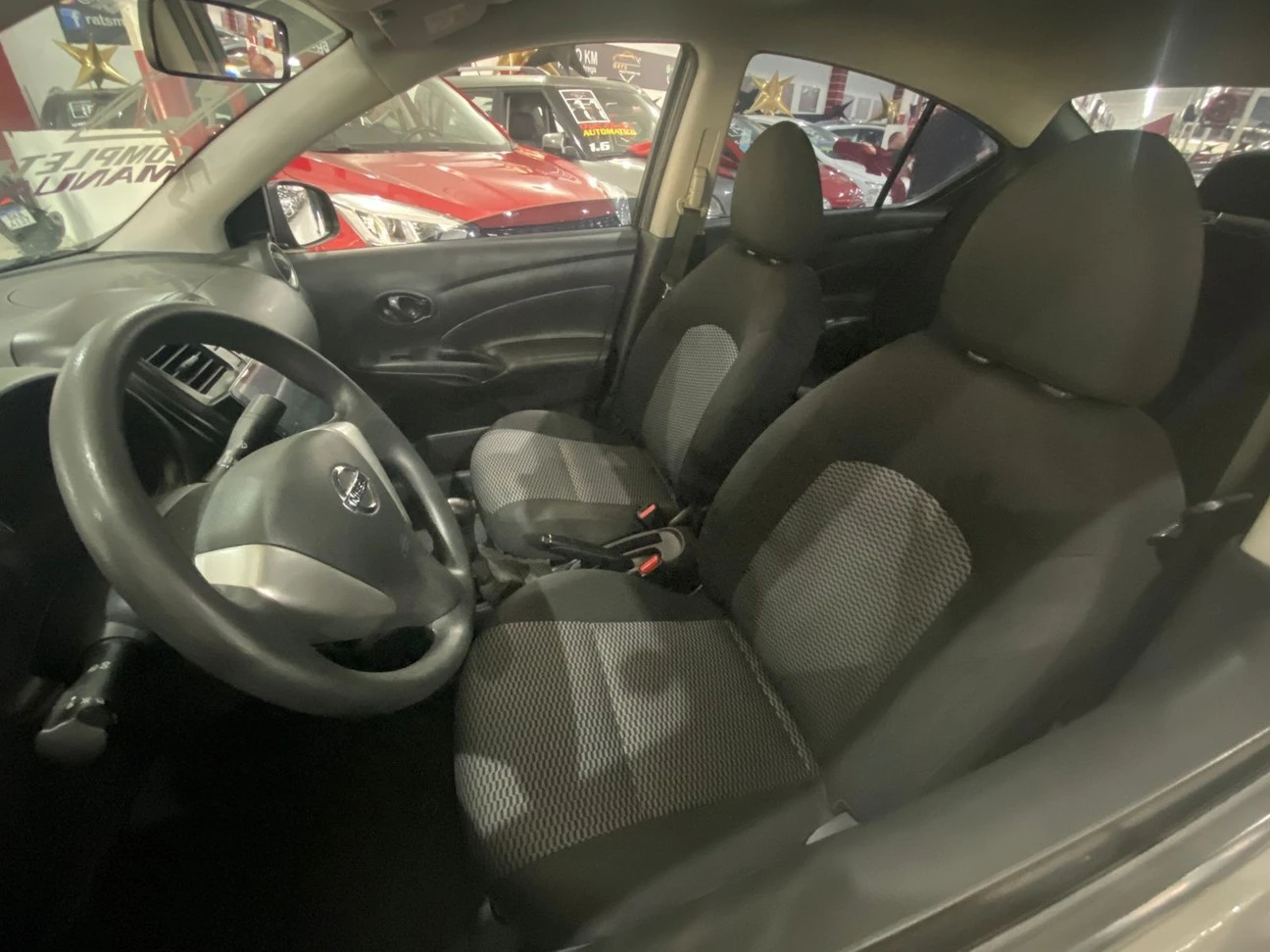 NISSAN VERSA