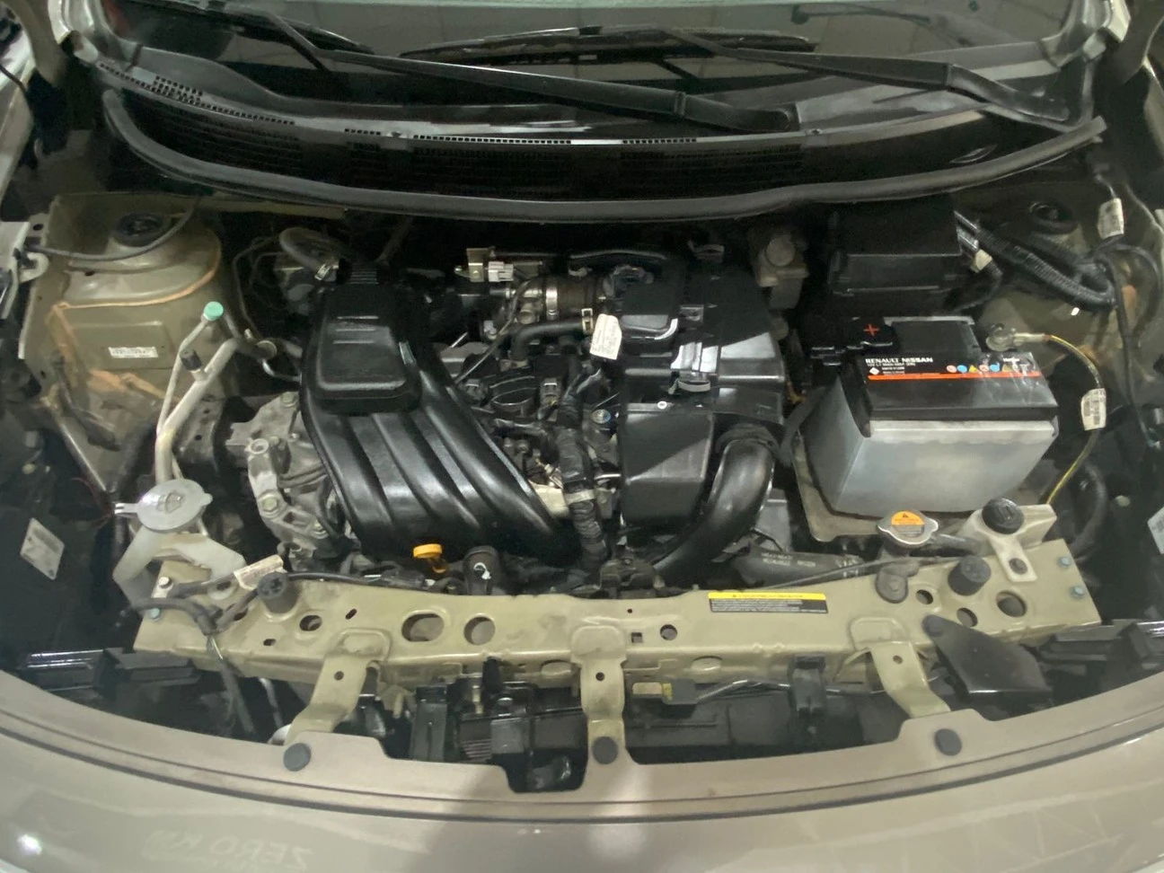 NISSAN VERSA