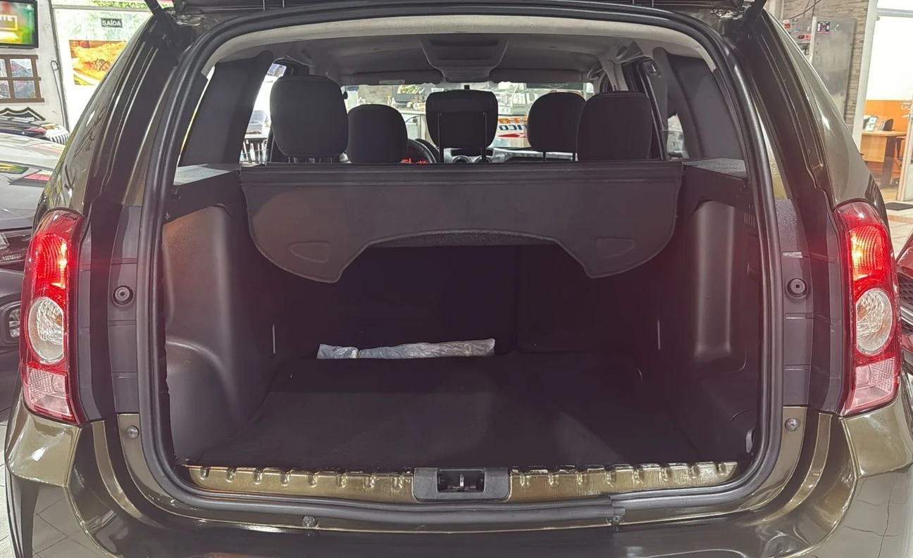 RENAULT DUSTER
