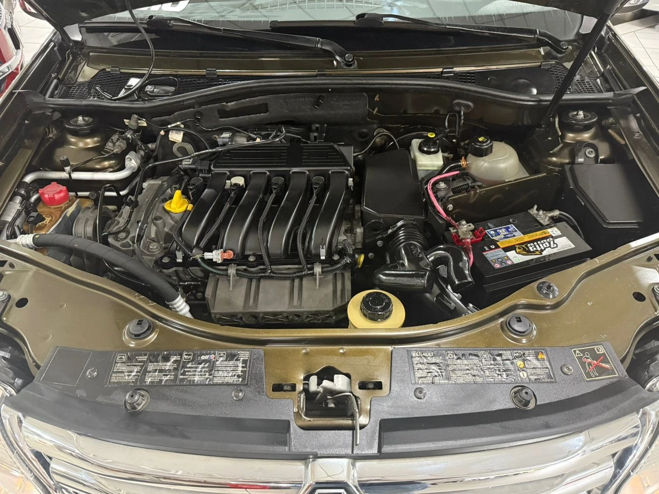 RENAULT DUSTER