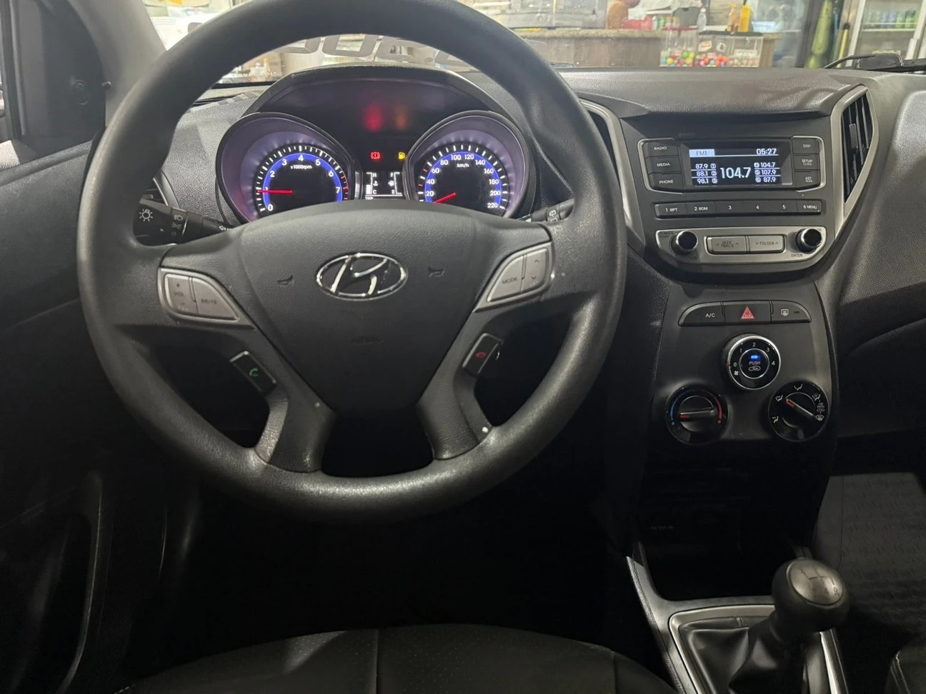 HYUNDAI HB20