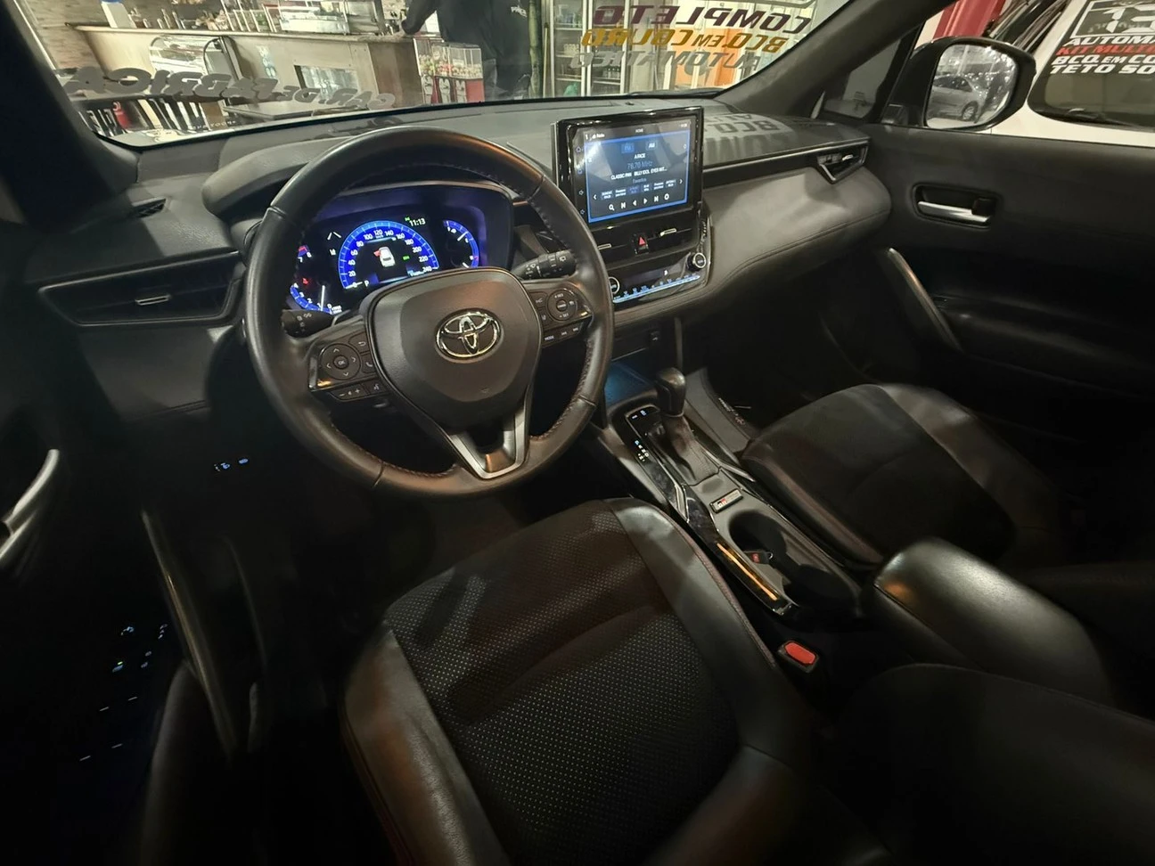 TOYOTA COROLLA CROSS