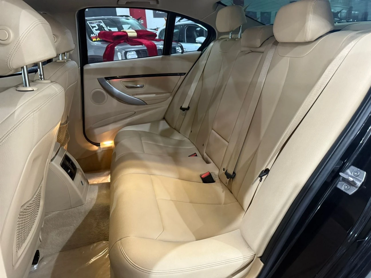 BMW 328i