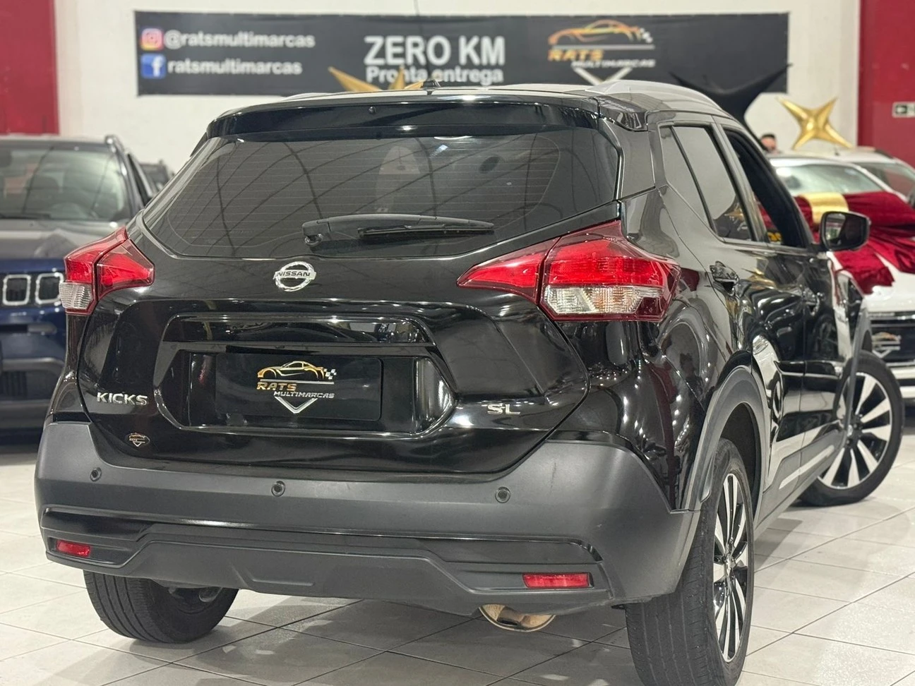 NISSAN KICKS