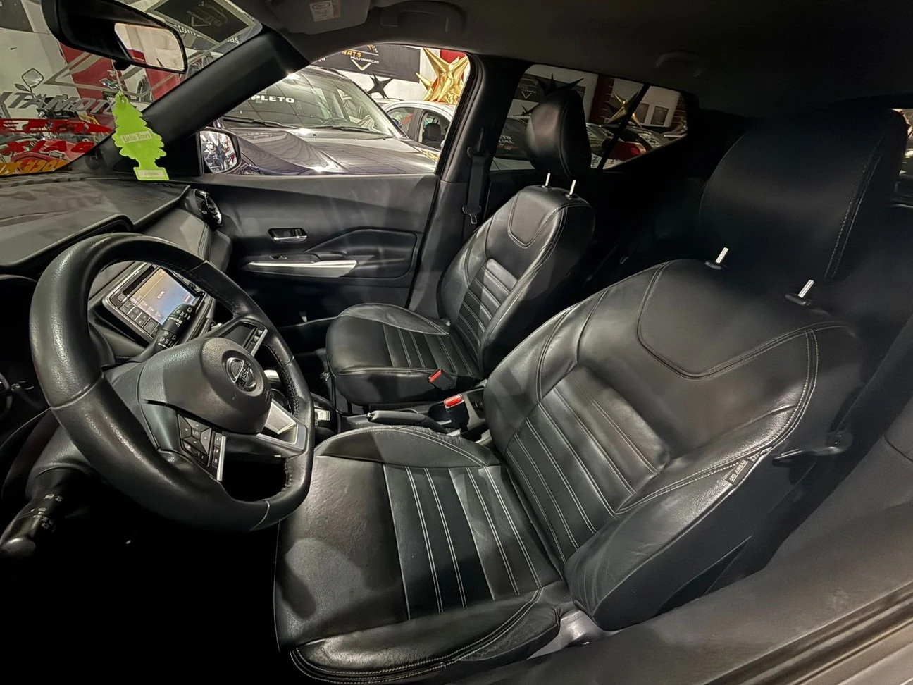 NISSAN KICKS