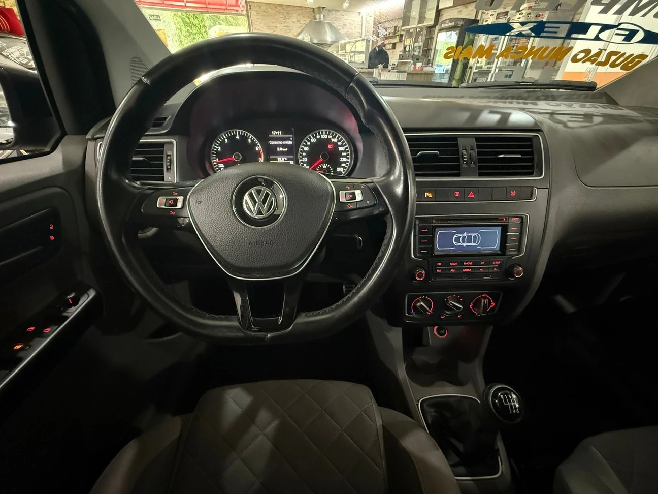 VOLKSWAGEN FOX
