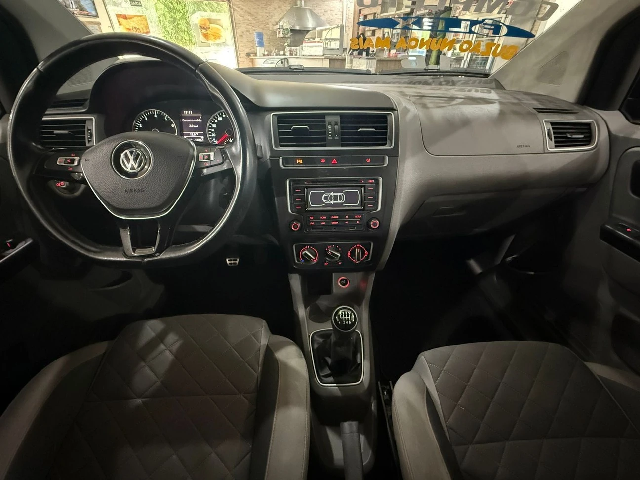 VOLKSWAGEN FOX
