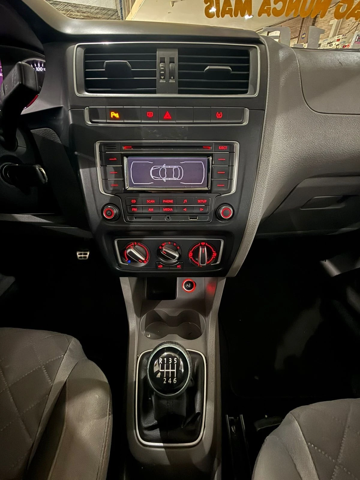 VOLKSWAGEN FOX