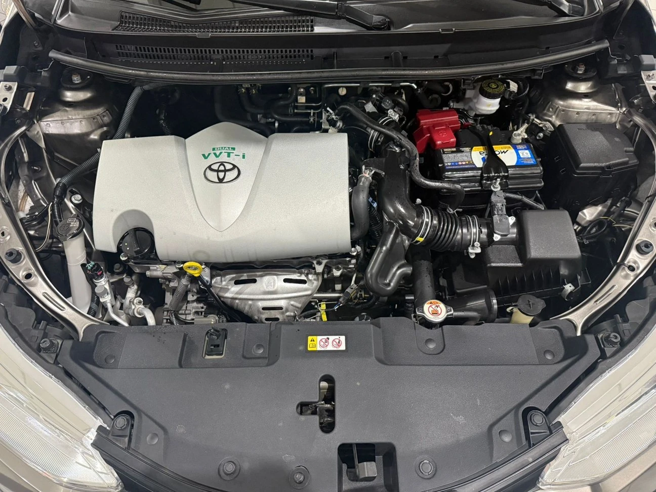 TOYOTA YARIS
