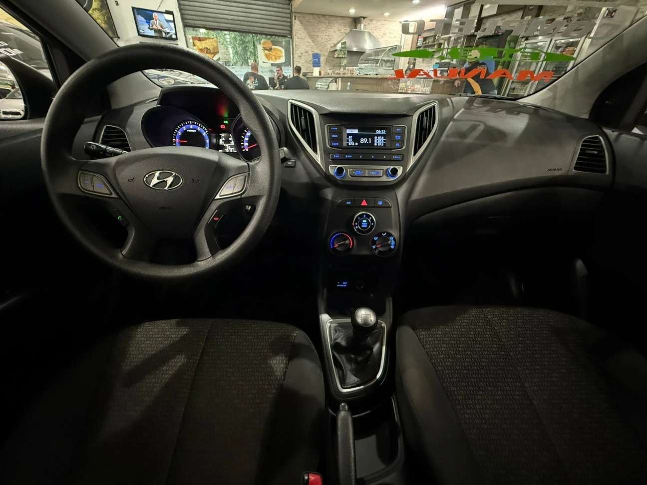 HYUNDAI HB20