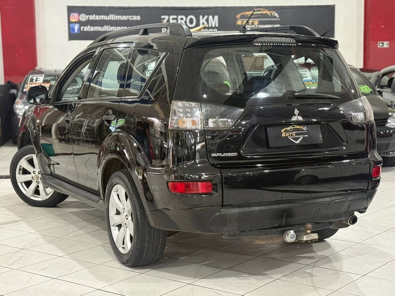 MITSUBISHI OUTLANDER