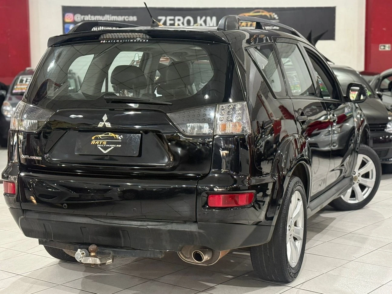 MITSUBISHI OUTLANDER
