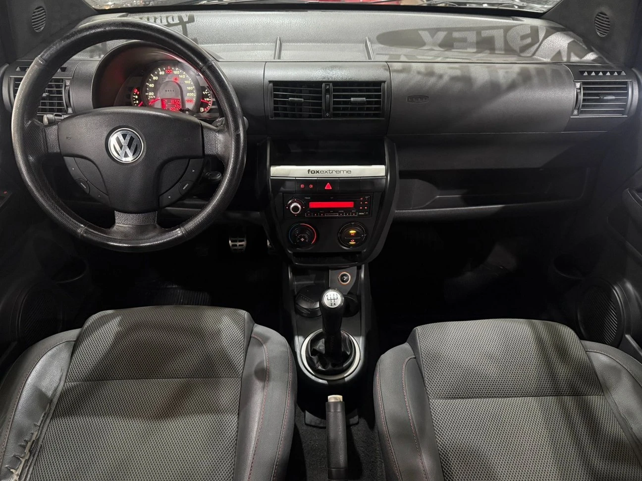 VOLKSWAGEN FOX