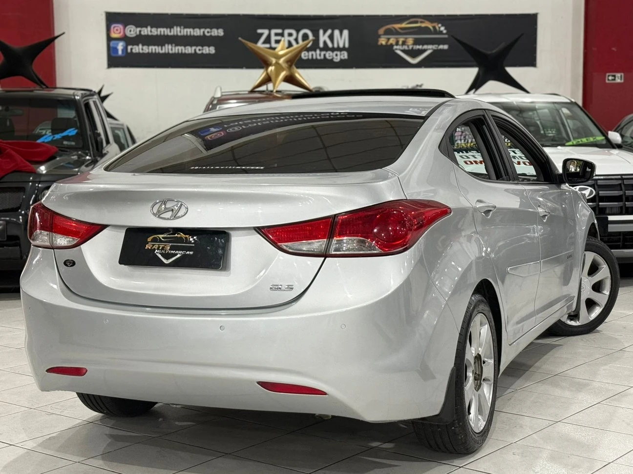 HYUNDAI ELANTRA