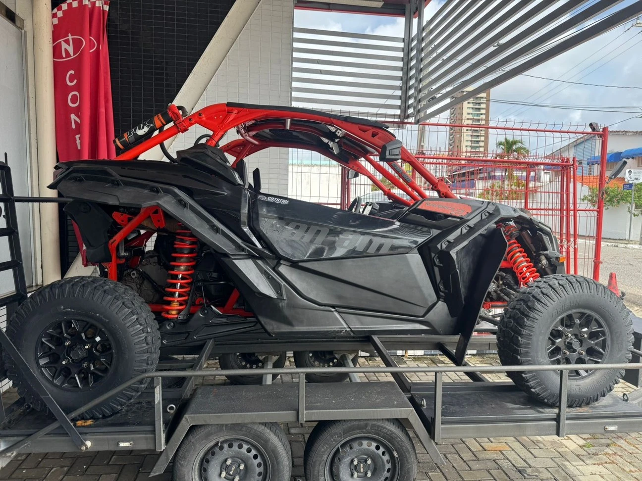 CAN-AM MAVERICK X3 XRS TURBO R