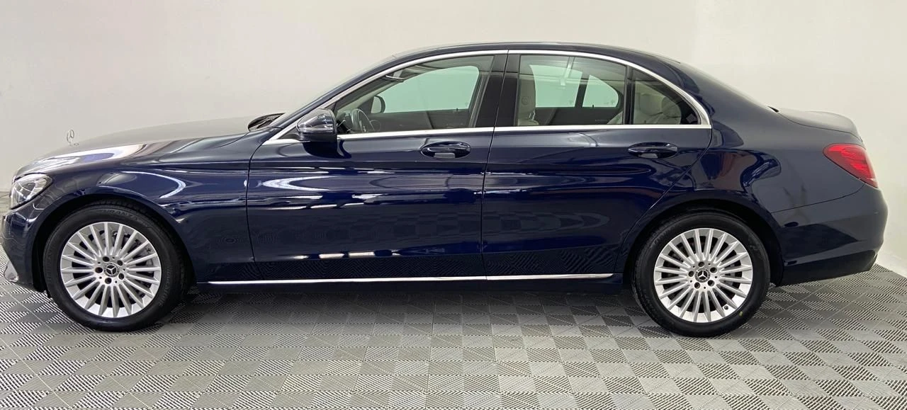 MERCEDES-BENZ C 180