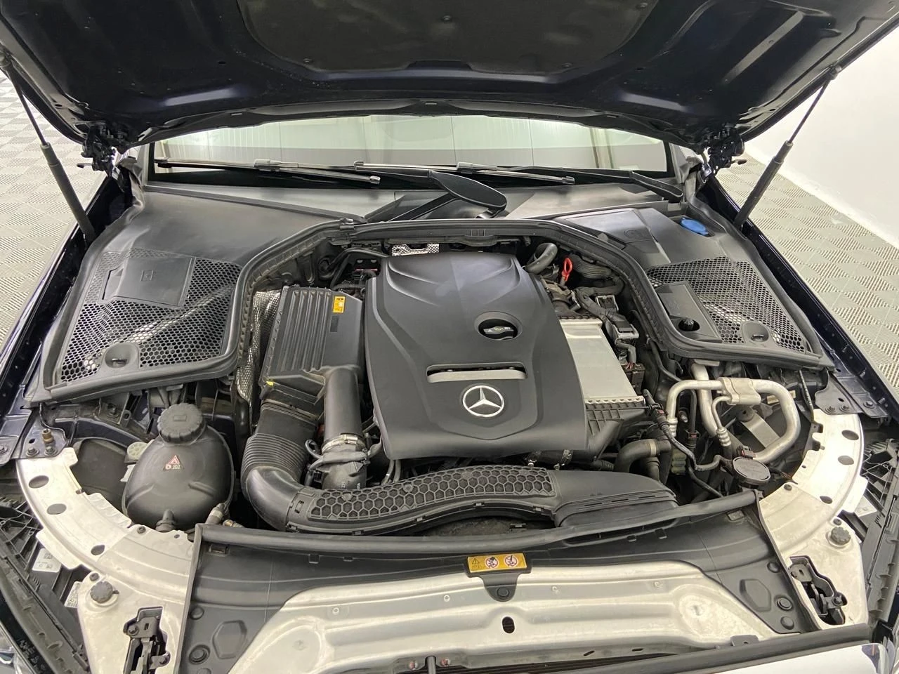 MERCEDES-BENZ C 180