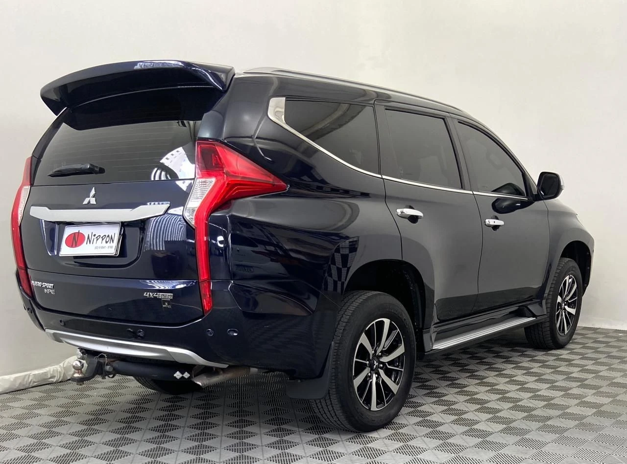 MITSUBISHI PAJERO SPORT