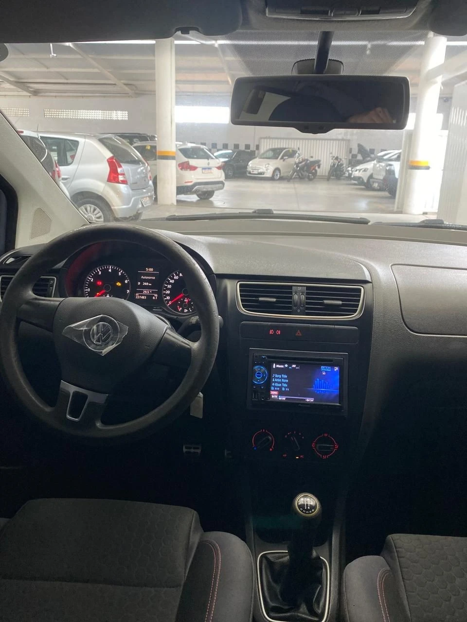 VOLKSWAGEN SPACE CROSS