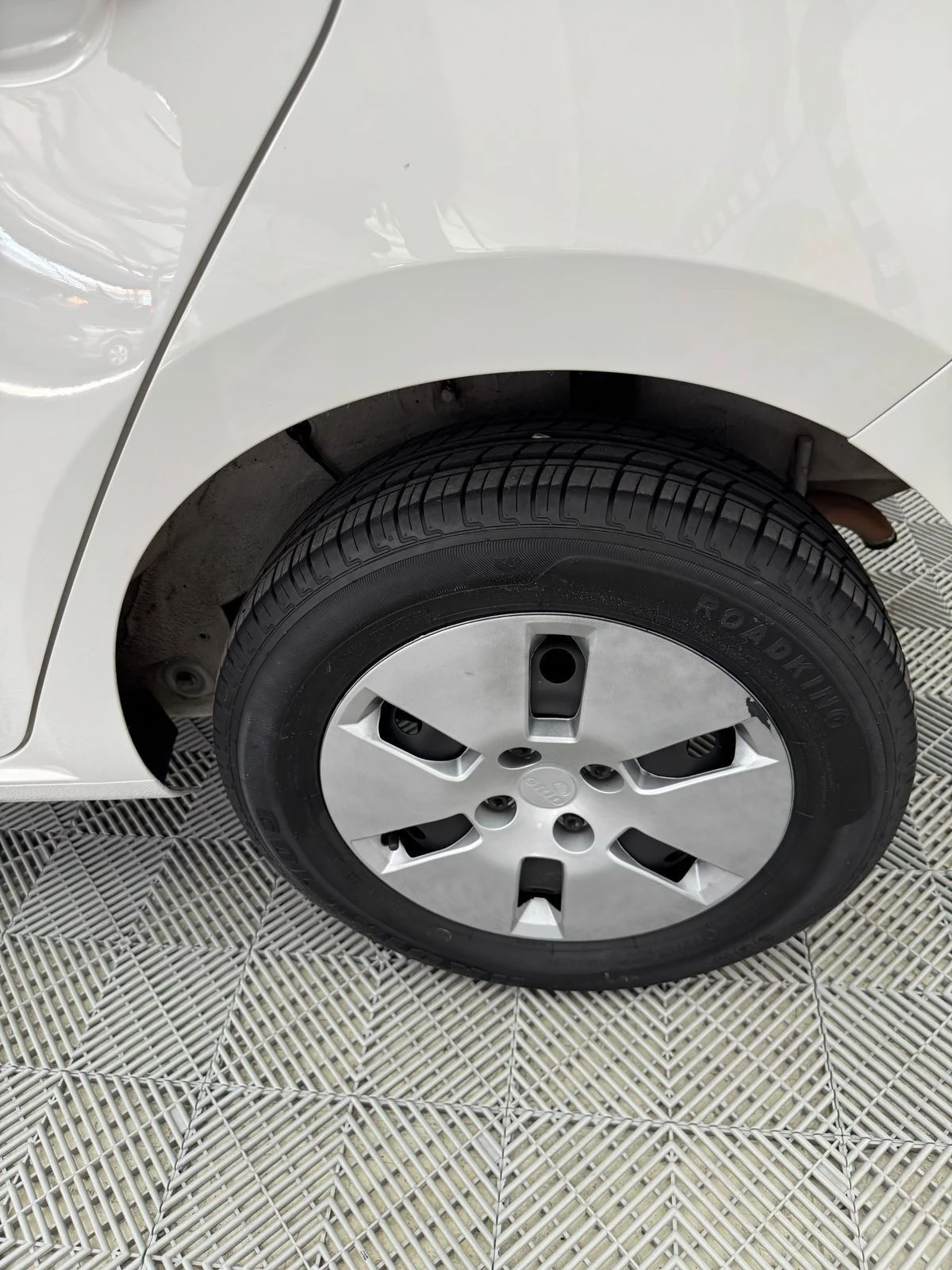 VOLKSWAGEN UP