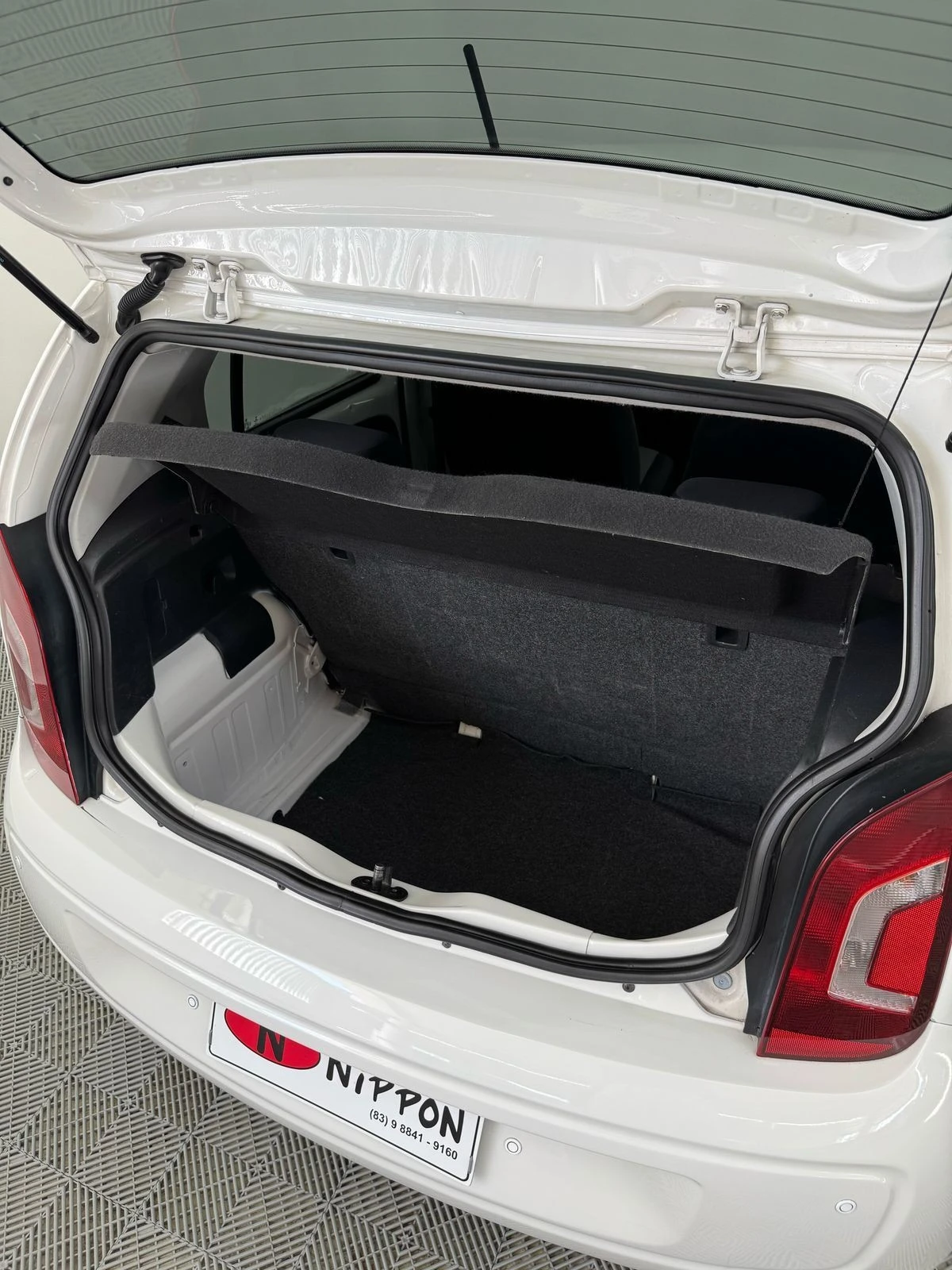 VOLKSWAGEN UP