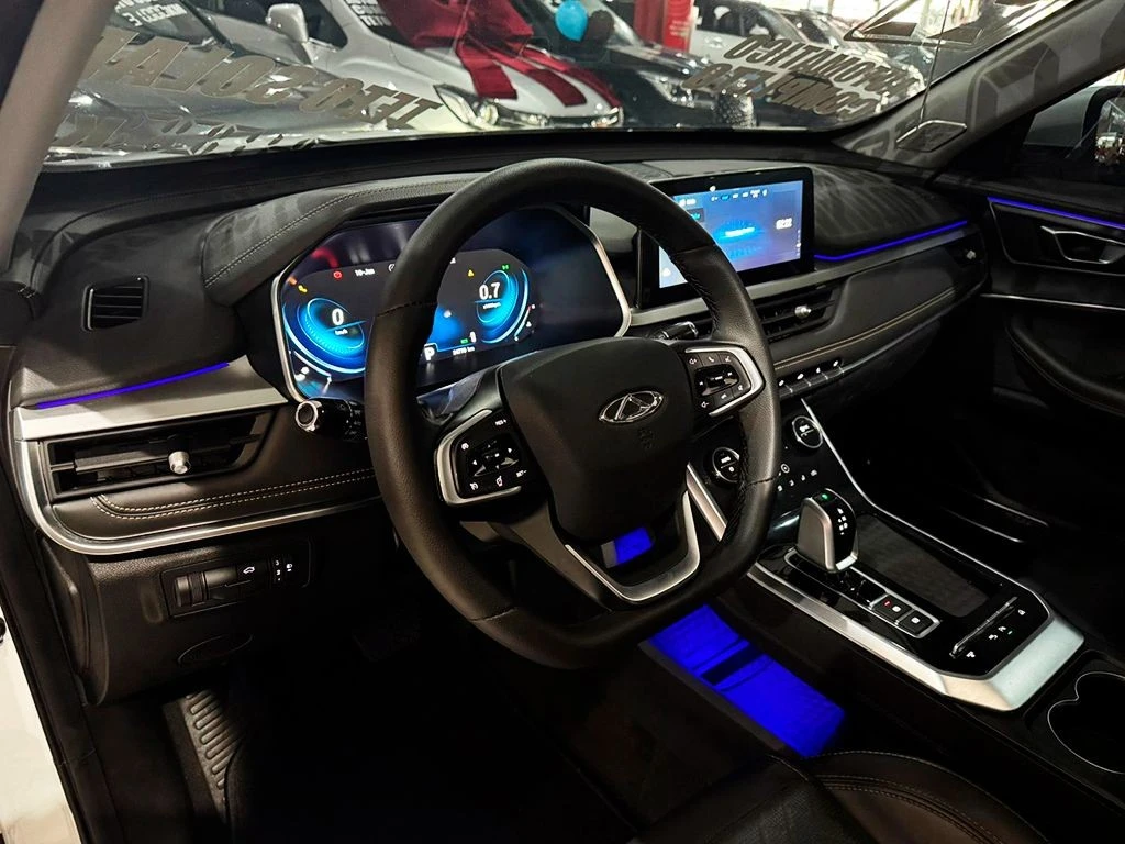 CHERY TIGGO 8