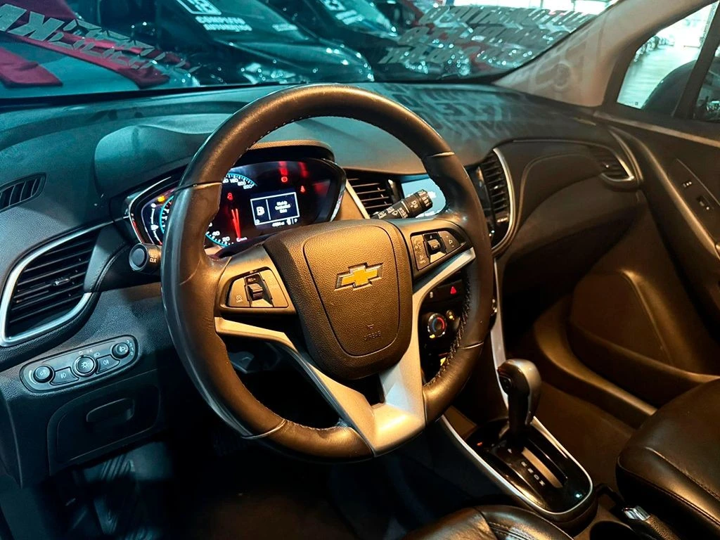 CHEVROLET TRACKER