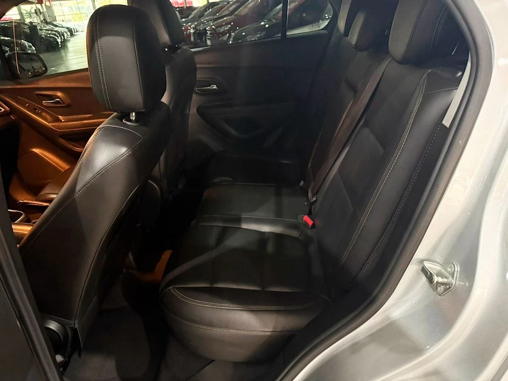 CHEVROLET TRACKER
